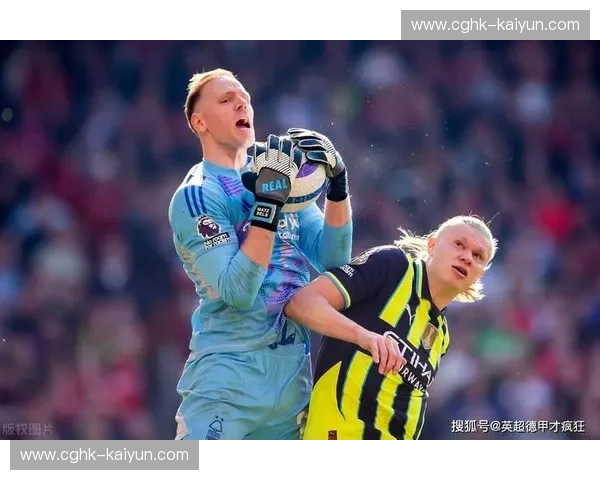 南安普顿vs曼联直播：老特拉福德的荣耀之战，圣徒能否挑战红魔？